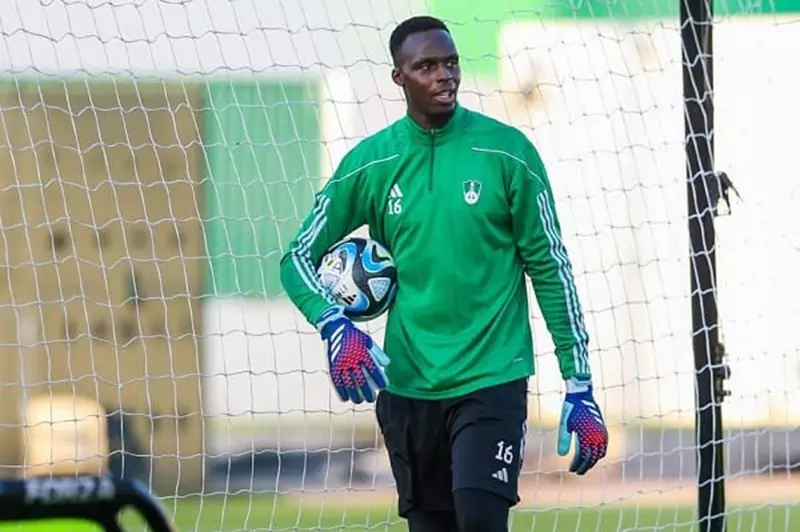 ميندي على أعتاب عقد جديد مع الأهلي السعودي